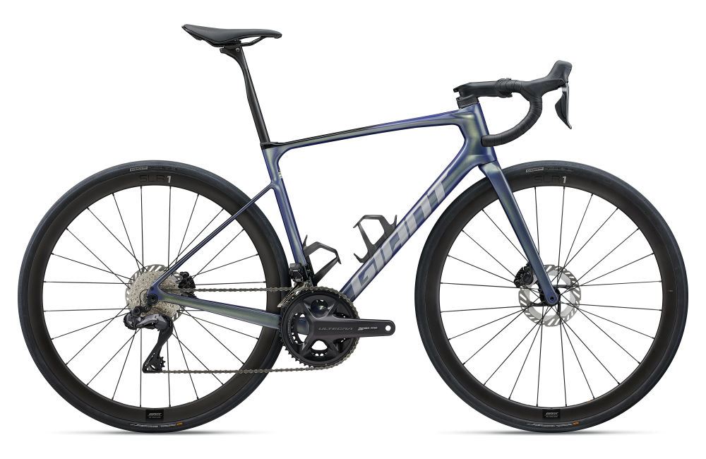 Giant Defy Advanced Pro 0 2025 - Interstellar